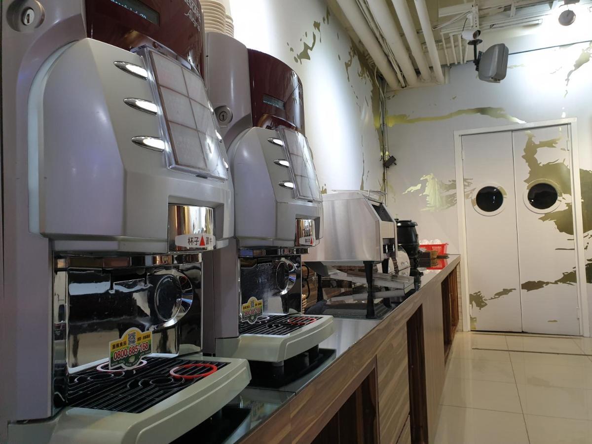 Walker Hotel - Sanchong Taipei Luaran gambar
